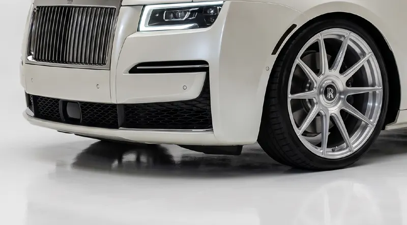 Pearl White coloured PPF on a car